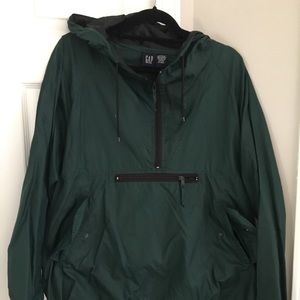 Men’s GAP rain jacket